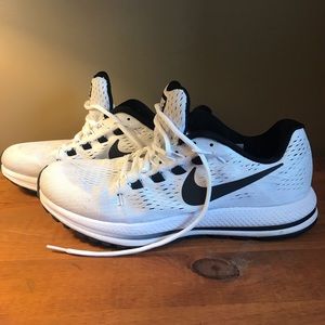 Nike Air Zoom Vomero 12 Shoes